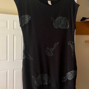 Smoking Lily Tunic